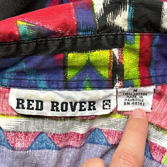 Vintage Red Rover Short Sleeve Button Up Abstract Shirt Size Medium - Picture 7 of 9